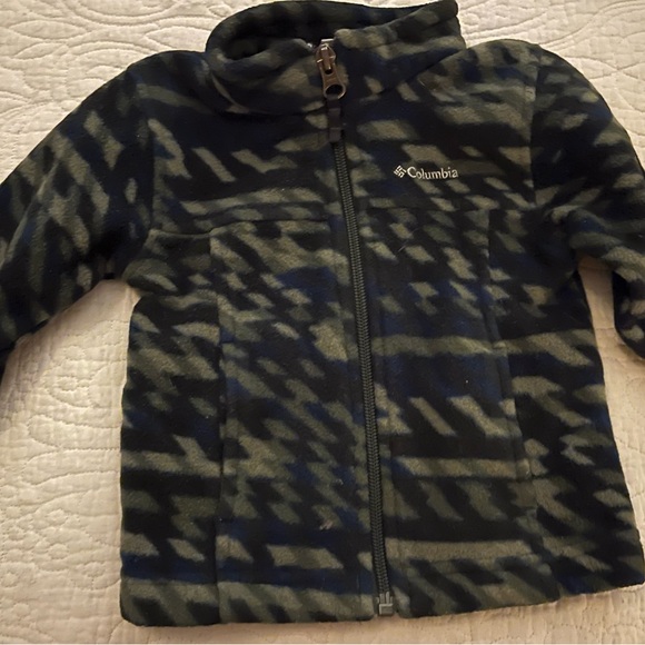 Children’s Columbia fleece. Size 6-12 months. Dark gray and blue pattern. - Picture 1 of 4